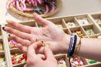 Atelier de création de bijou / bracelet. Bar à breloques - Événementielle